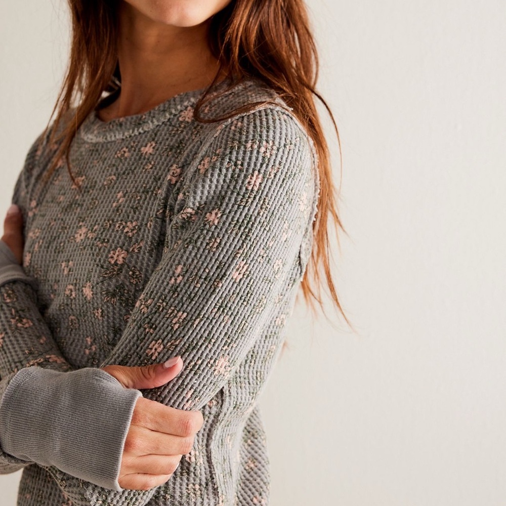 NWOT Free People - We the Free - Pretty Little Thermal in SOLID BERRY